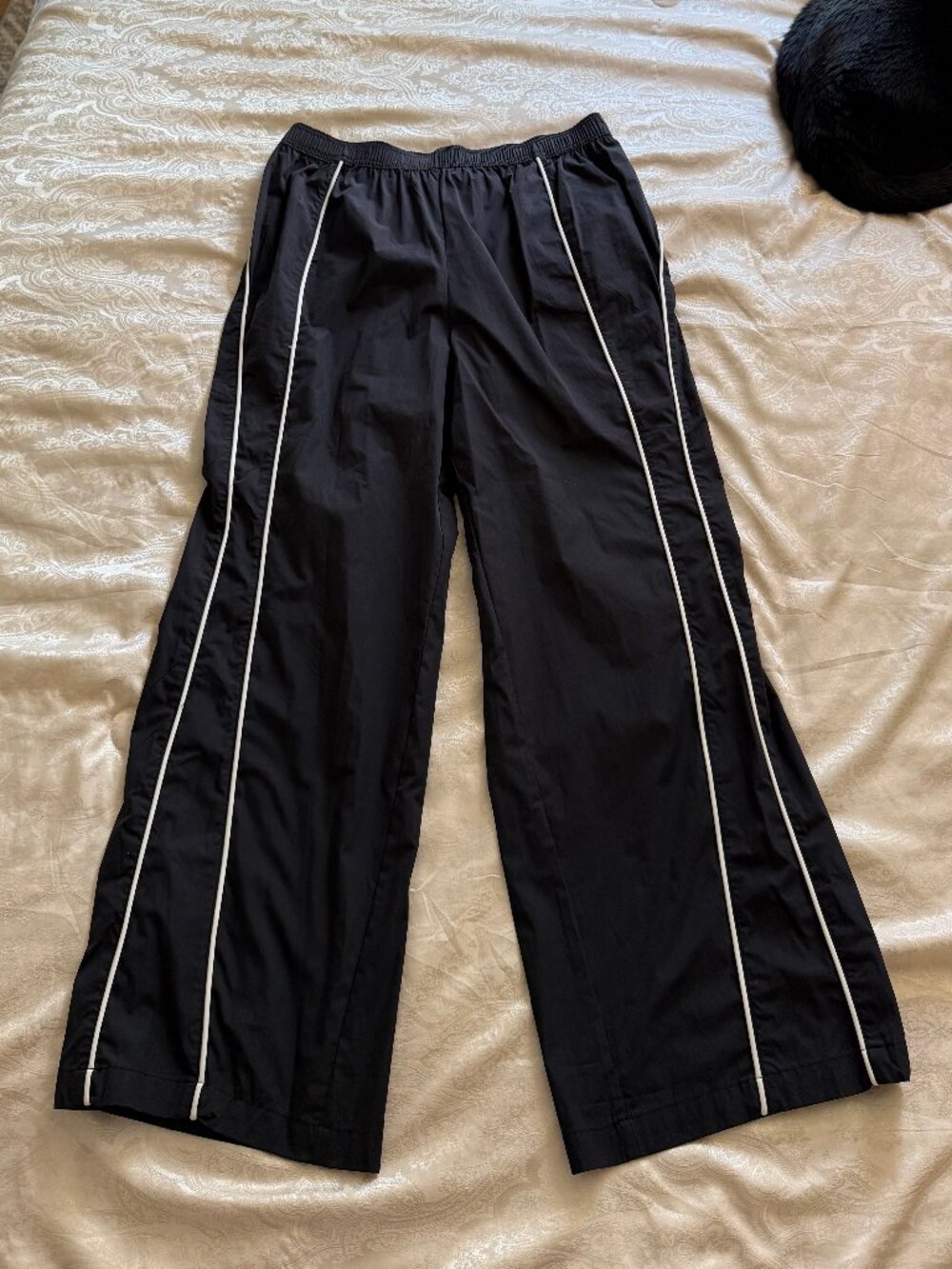 Arizona Jean Co Black Wide-Leg Track Pants – Size L